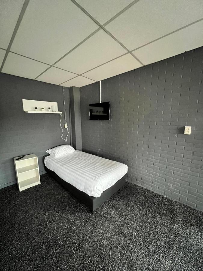 Hotel De Raket Rogat Dış mekan fotoğraf